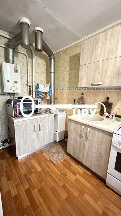 House for sale, Levonevsky! AN