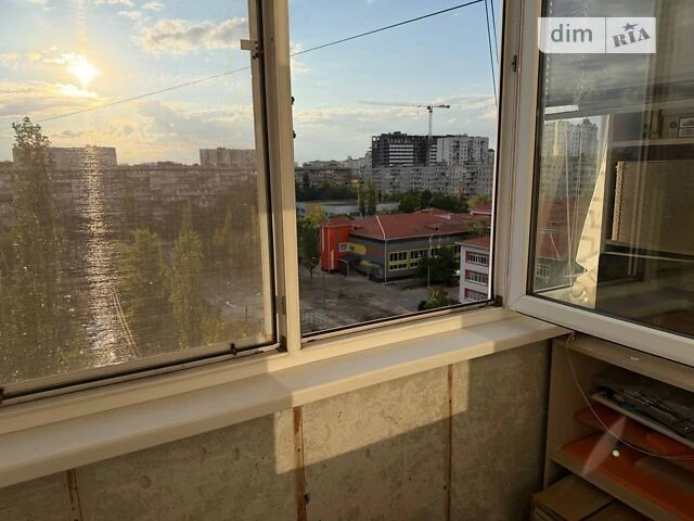 Продаж 1к квартири 30 кв. м на просп. Оболонський 14Е • ID 3