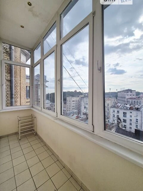 Продаж 6к квартири 252 кв. м на вул. Костельна 8 • ID 348264