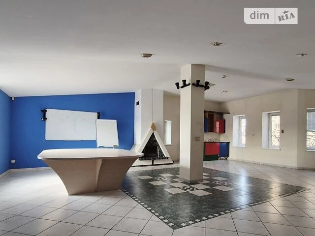 Продаж 6к квартири 252 кв. м на вул. Костельна 8 • ID 348264