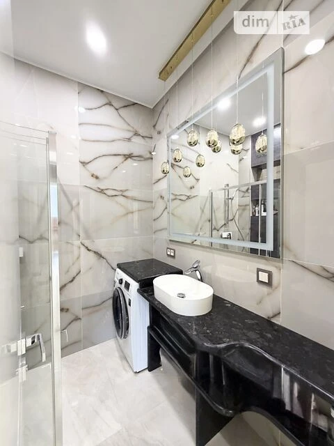Продаж 2к квартири 87 кв. м на вул. Польова 65 • ID 34827287