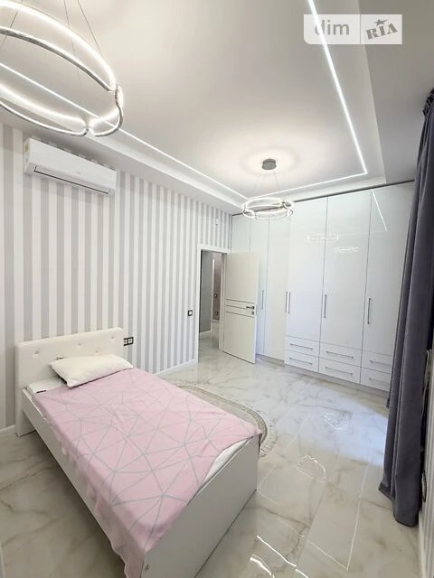 Продаж 2к квартири 87 кв. м на вул. Польова 65 • ID 34827287