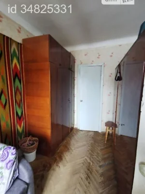 Продаж 2к квартири 46.8 кв. м на вул. Будівельників 3 • ID 3