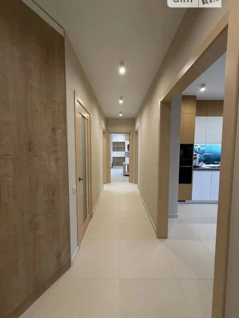 Продаж 2к квартири 79 кв. м на вул. Драгоманова 38 • ID 3482