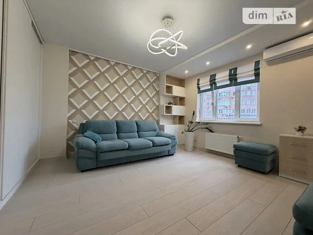 Продаж 2к квартири 79 кв. м на вул. Драгоманова 38 • ID 3482