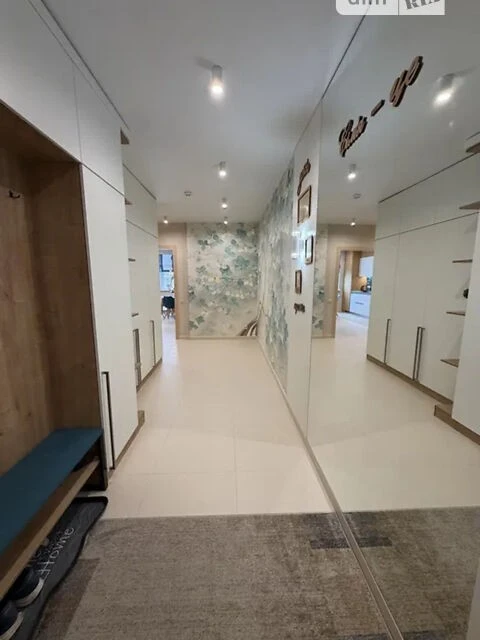 Продаж 2к квартири 79 кв. м на вул. Драгоманова 38 • ID 3482