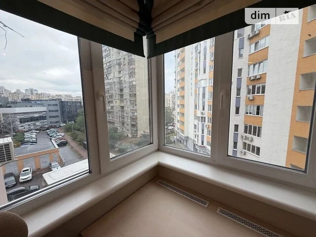 Продаж 2к квартири 79 кв. м на вул. Драгоманова 38 • ID 3482