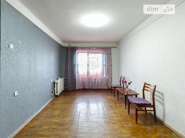 Продаж 3к квартири 59.4 кв. м на вул. Івана Миколайчука 15 •