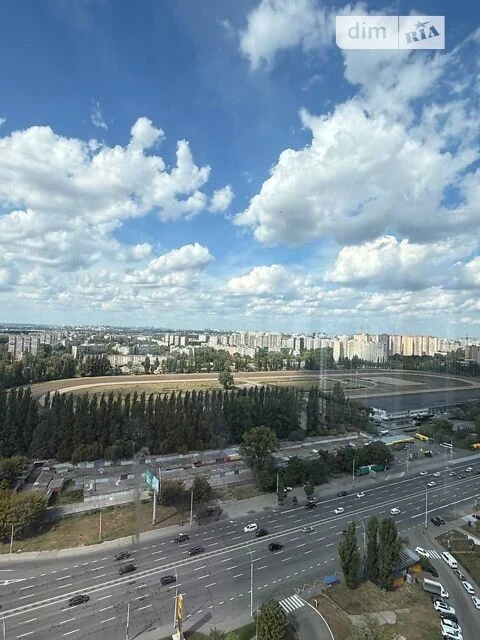 Продаж 2к квартири 69.2 кв. м на вул. Академіка Заболотного