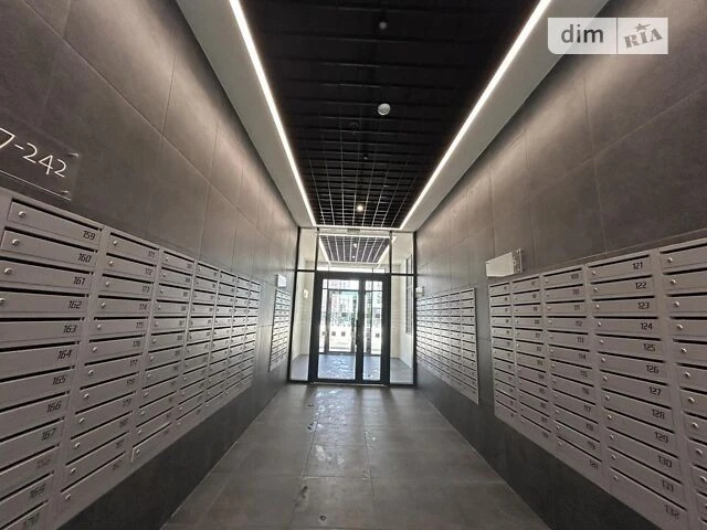 Продаж 1к квартири 45 кв. м на вул. Олександра Олеся 17 • ID