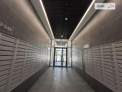Продаж 1к квартири 45 кв. м на вул. Олександра Олеся 17 • ID