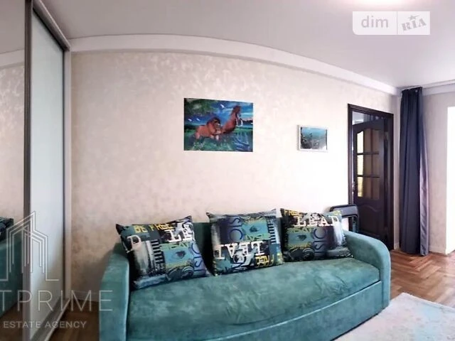 Продаж 3к квартири 62 кв. м на наб. Дніпровська 7А • ID 3482
