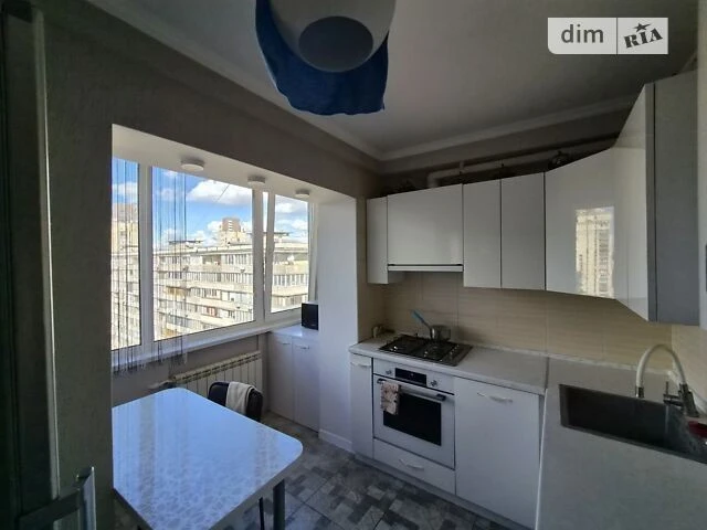 Продаж 3к квартири 62 кв. м на наб. Дніпровська 7А • ID 3482