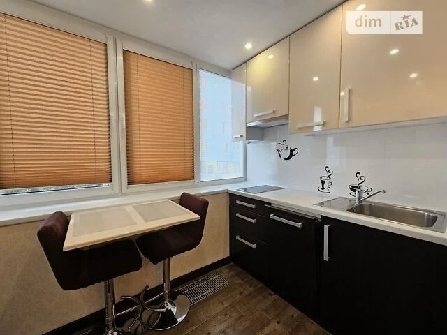 Продаж 1к квартири 53 кв. м на вул. Хорольська 1А • ID 34825
