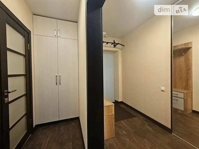 Продаж 1к квартири 53 кв. м на вул. Хорольська 1А • ID 34825