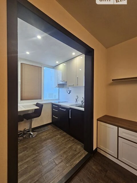 Продаж 1к квартири 53 кв. м на вул. Хорольська 1А • ID 34825