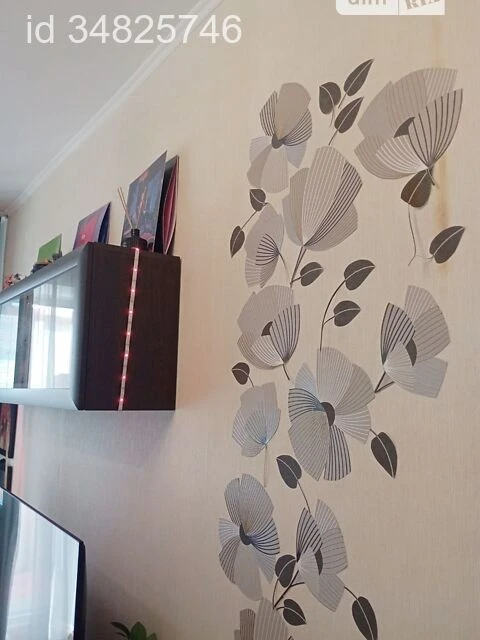Продаж 1к квартири 31 кв. м на вул. Володимира Сальського 11