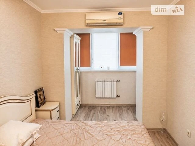 Продаж 3к квартири 85 кв. м на вул. Волоська 23 • ID 3482576