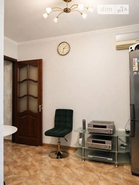 Продаж 3к квартири 85 кв. м на вул. Волоська 23 • ID 3482576