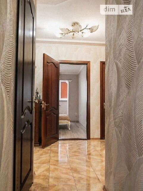 Продаж 3к квартири 85 кв. м на вул. Волоська 23 • ID 3482576