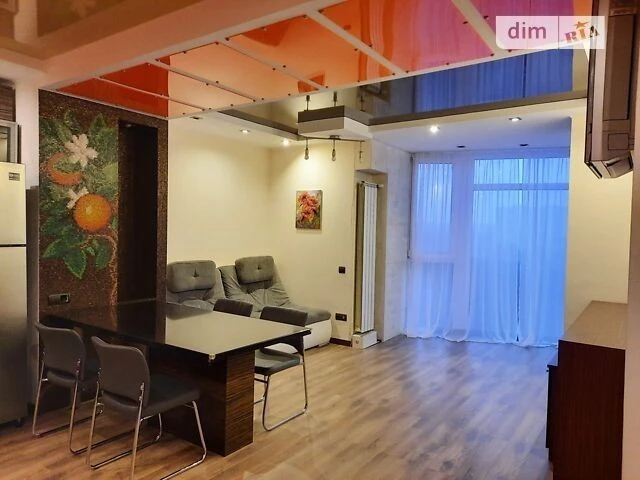 Продаж 3к квартири 129 кв. м на бул. Миколи Руденка 14 • ID