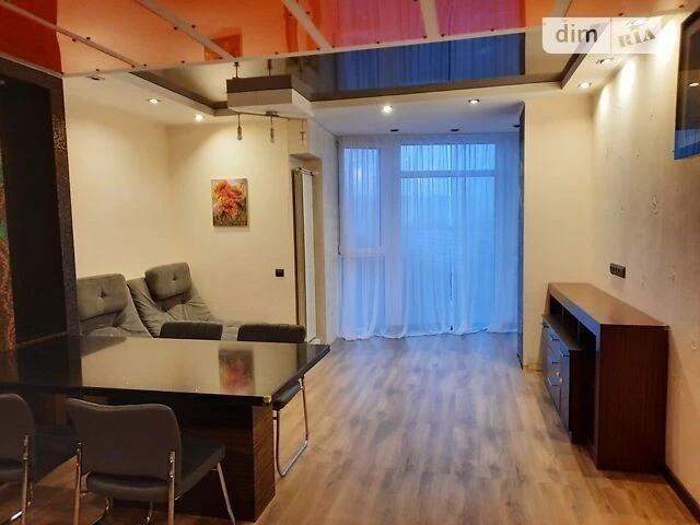 Продаж 3к квартири 129 кв. м на бул. Миколи Руденка 14 • ID