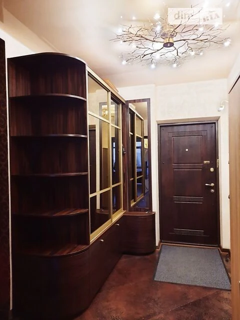 Продаж 3к квартири 129 кв. м на бул. Миколи Руденка 14 • ID