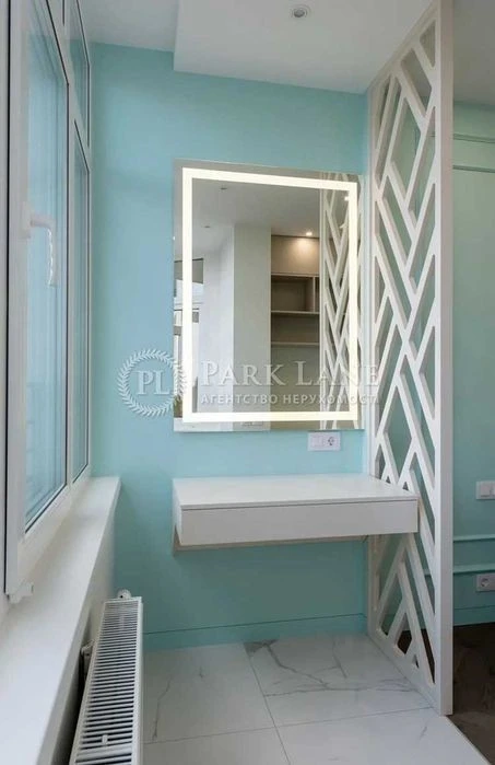 Luxurious 3-4 bedroom apartment in Dynastia residential complex, 37b Lypkivskoho St., Solomyanka