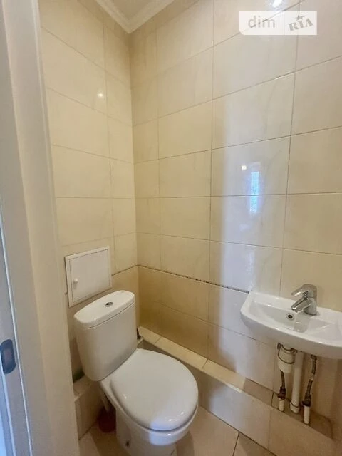 Продаж 2к квартири 83.2 кв. м на просп. Павла Тичини 2 • ID