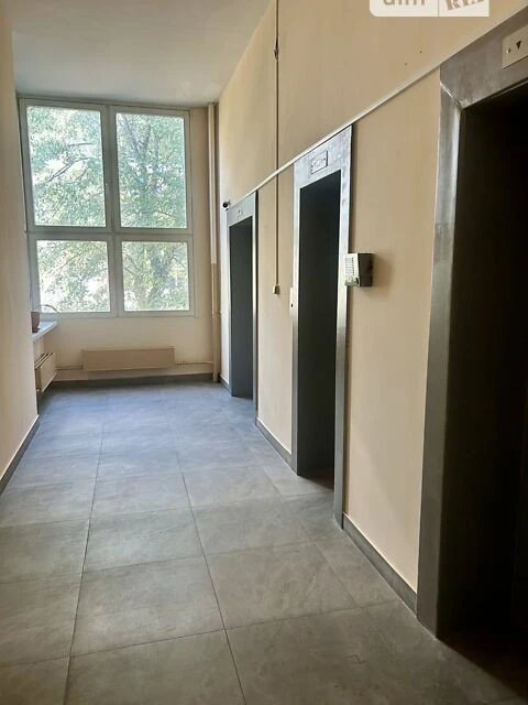 Продаж 2к квартири 83.2 кв. м на просп. Павла Тичини 2 • ID