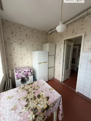 Продаж 1к квартири 31 кв. м на просп. Червоної Калини 28Б •