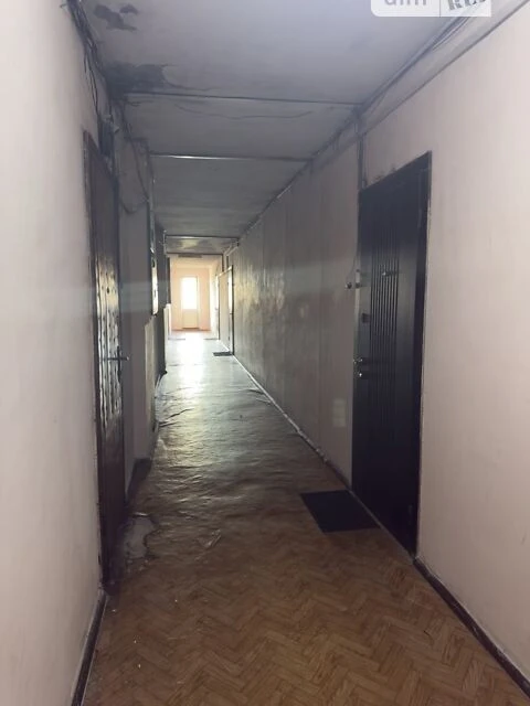 Продаж 1к квартири 31 кв. м на просп. Червоної Калини 28Б •