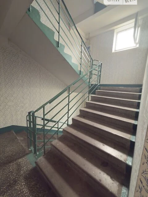 Продаж 1к квартири 31 кв. м на просп. Червоної Калини 28Б •