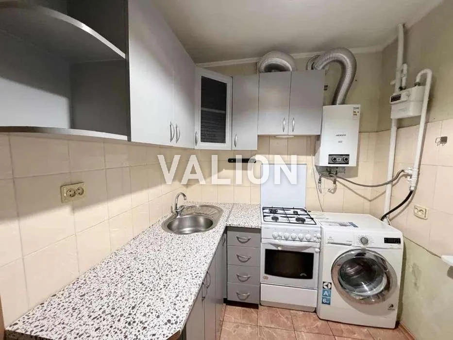 Продаж 3к квартири , Берестейський проспект 106/2 , Святошин