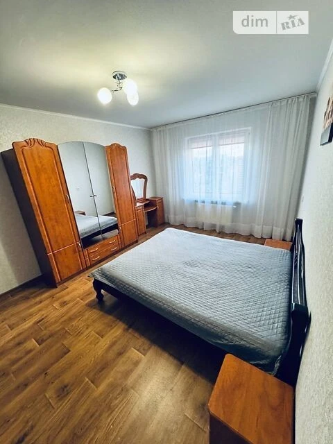 Довготривала оренда 2к квартири на пров. Ясинуватський 11 •