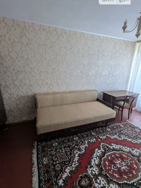 Довготривала оренда 1к квартири на просп. Дмитра Павличка 2