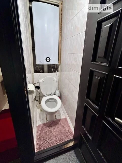 Довготривала оренда 3к квартири на просп. Голосіївський 11 •