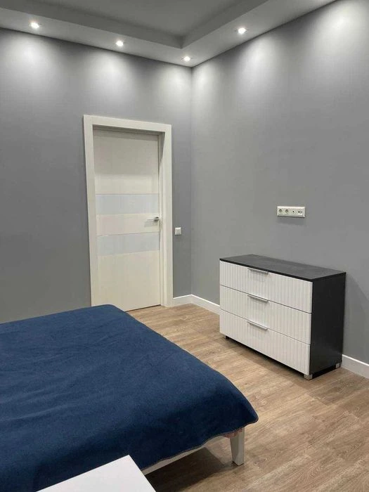 1-кімн. квартира 63 м² ЖК Армейский | ремонт | генератор