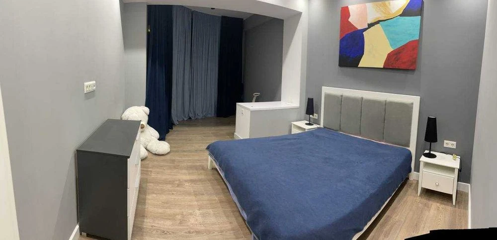 1-кімн. квартира 63 м² ЖК Армейский | ремонт | генератор