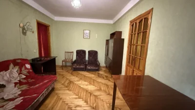 Продается 2-х комн. кв. в центре
