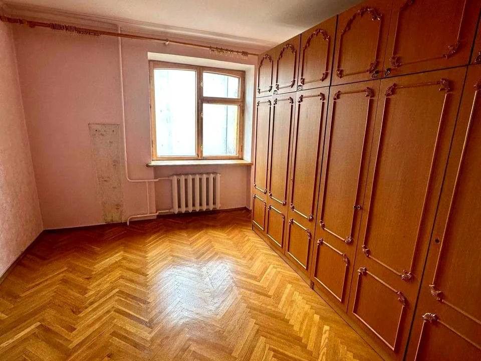 Квартира. Рівне, Володимира Стельмаха вул. (Курчатова)