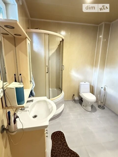Продаж 3 поверхового будинку з ділянкою на 6.2 сотки, 264 кв