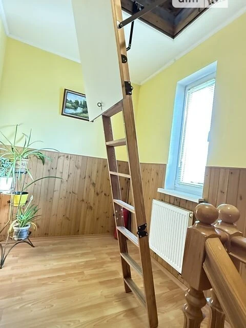 Продаж 3 поверхового будинку з ділянкою на 6.2 сотки, 264 кв