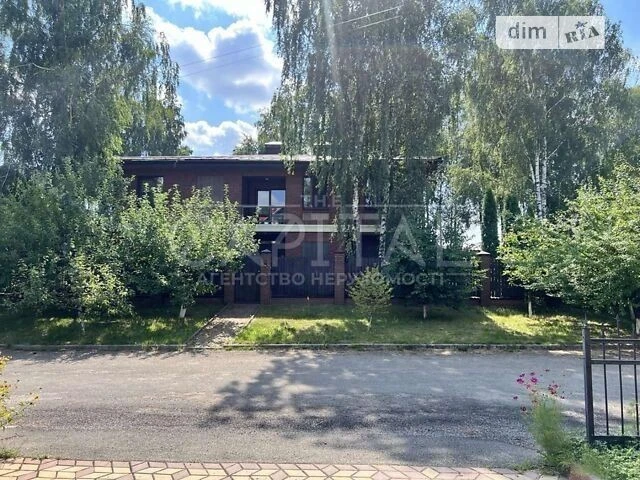 Продаж 2 поверхового будинку бесідка і ділянкою на 20 соток,