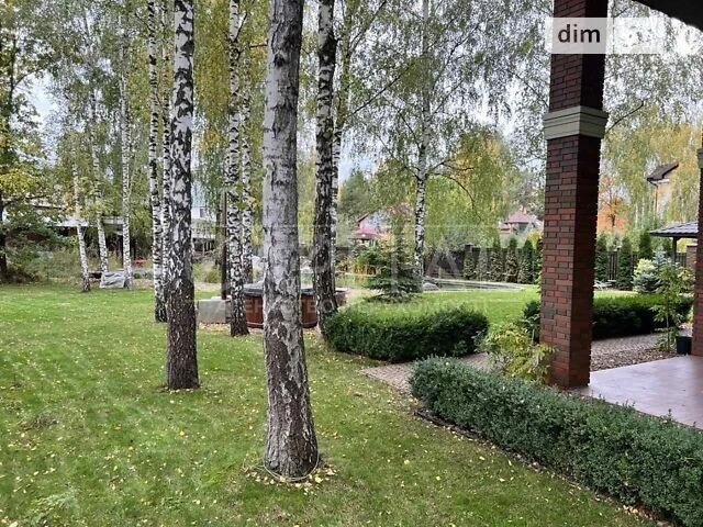 Продаж 2 поверхового будинку бесідка і ділянкою на 20 соток,