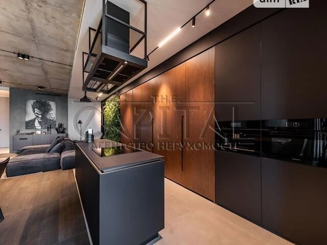 Продаж 3к квартири 124 кв. м на пров. Берестейський 42 • ID