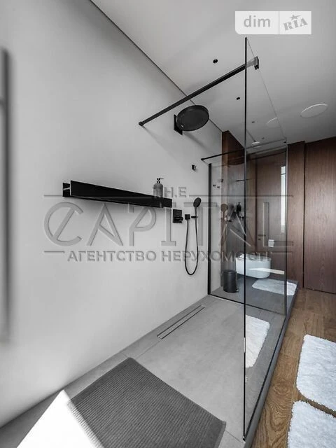 Продаж 3к квартири 124 кв. м на пров. Берестейський 42 • ID