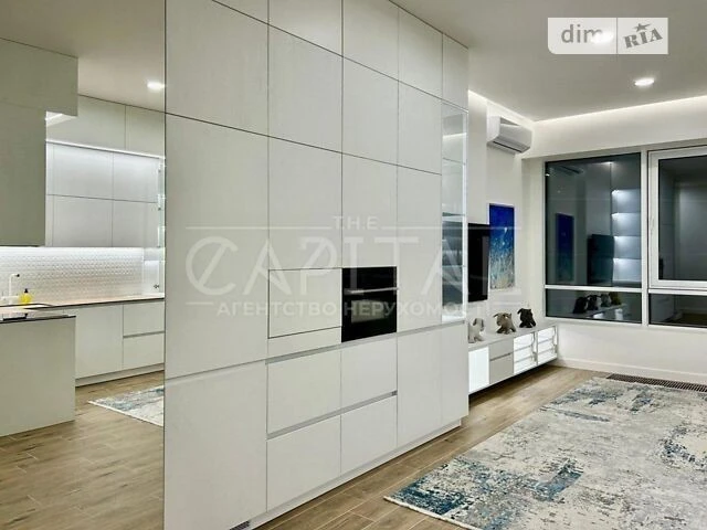 Продаж 3к квартири 104 кв. м на просп. Голосіївський 1 • ID
