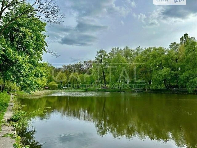 Продаж 3к квартири 104 кв. м на просп. Голосіївський 1 • ID