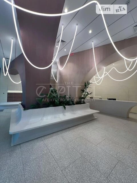 Продаж 2к квартири 96 кв. м на вул. пр-т Берестейський 42 •